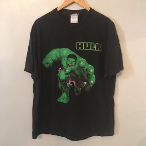 Vintage Hulk graphic tee!